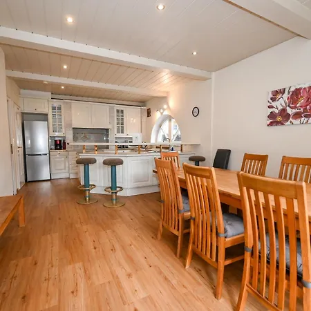 Skilift - View By In One Incl Summer Card *