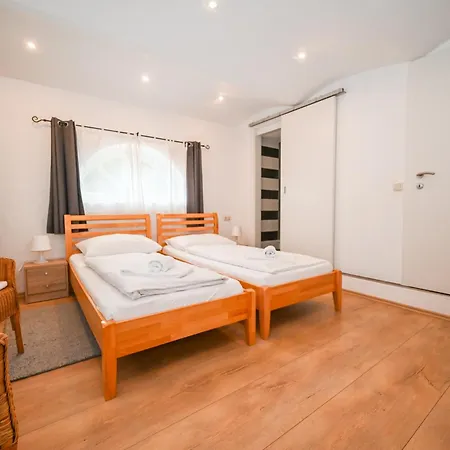 Skilift - View By In One Incl Summer Card Zell am See