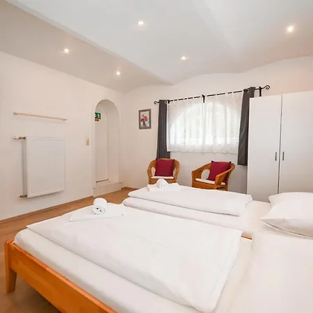 Skilift - View By In One * Zell am See